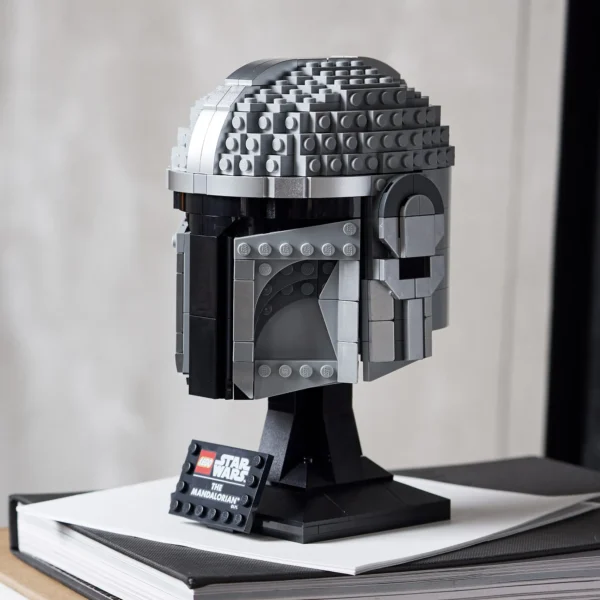LEGO® Star Wars™ - Casca Mandalorian™ 75328, 584 piese - imagine 4