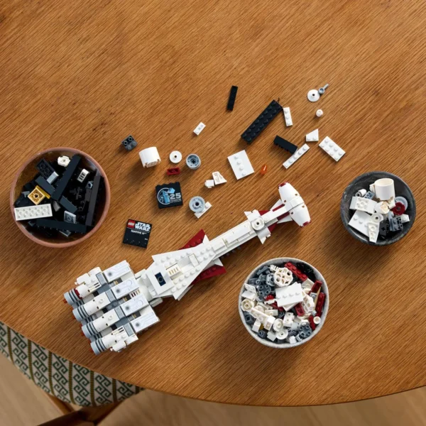 LEGO® Star Wars™ - Tantive IV™ 75376, 654 piese - imagine 6