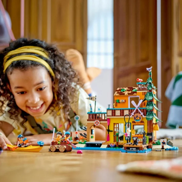 LEGO® Friends - Sporturi nautice in tabara de aventuri 42626, 628 piese - imagine 5