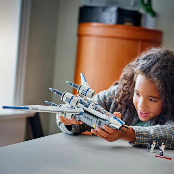 LEGO® Star Wars™ - Nava stelara U-Wing a rebelilor 75399, 594 piese - imagine 5