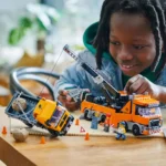 LEGO® City - Camion de remorcare si recuperare cu macara 60467, 793 piese - imagine 5
