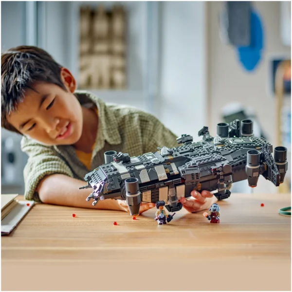 LEGO® Star Wars TM - Onyx Cinder 75374, 1325 piese - imagine 5