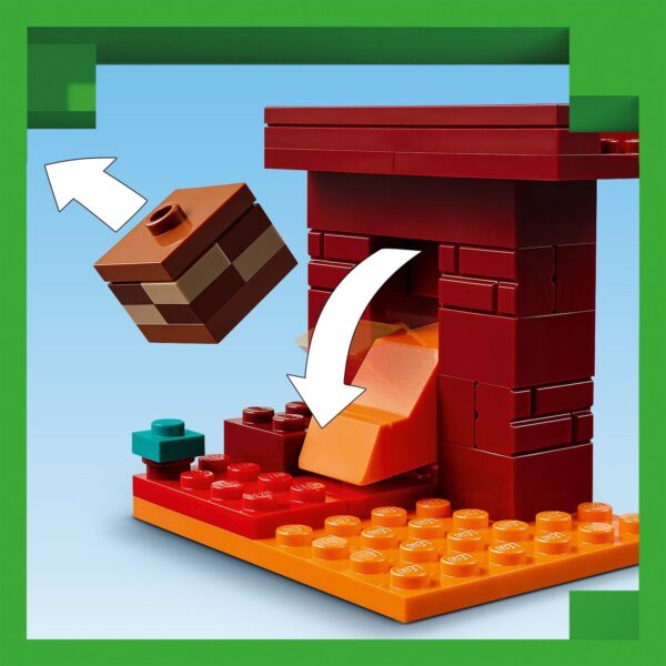 LEGO® Minecraft™ - Batalie deasupra lavei in Nether 21266, 99 piese - imagine 6