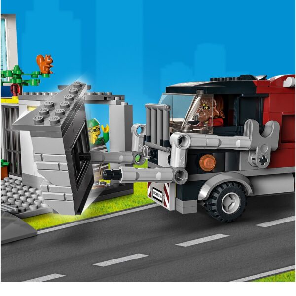 LEGO® City - Sectie de politie 60316, 668 piese - imagine 10