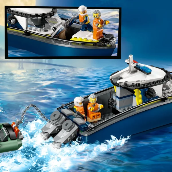 LEGO® City - Urmarire cu barca de politie 60456, 264 piese - imagine 7