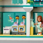 LEGO® Friends - Spitalul orasului Heartlake 42621, 1045 piese - imagine 7