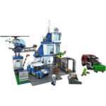 LEGO® City - Sectie de politie 60316, 668 piese - imagine 4
