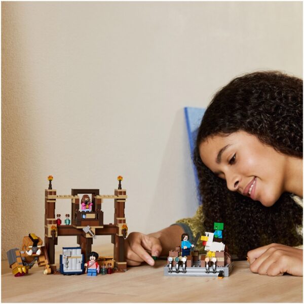 LEGO® Minecraft™ - Ring de lupta la conacul din padure 21272, 491 piese - imagine 4