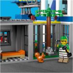 LEGO® City - Sectie de politie 60316, 668 piese - imagine 8