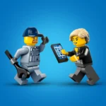 LEGO® City - Camioneta de tractare si masina sport 60435, 101 piese - imagine 8