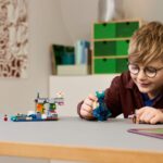 LEGO® Minecraft® - Intalnirea cu Temnicerul 21274, 238 piese - imagine 5