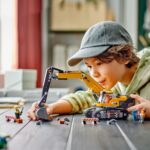 LEGO® City - Excavator galben de constructii 60420, 633 piese - imagine 5