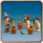 LEGO® Harry Potter™ - Castelul Hogwarts™: Lectia de ierbologie 76445, 390 piese - imagine 7