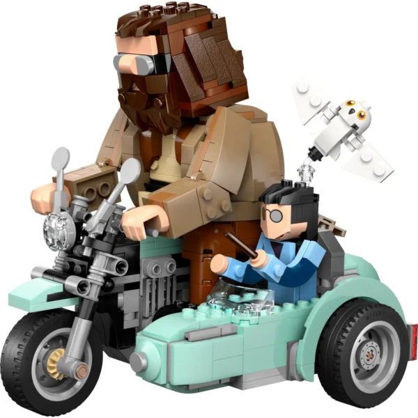 LEGO® Harry Potter TM - Hagrid™ si Harry intr-o tura cu motocicleta 76443, 617 piese - imagine 4