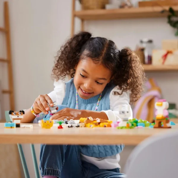 LEGO® Classic - Animalute creative 11034, 450 piese - imagine 6