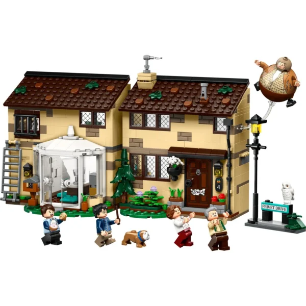 LEGO® Harry Potter™ - Privet Drive: Vizita matusii Marge 76451, 639 piese - imagine 4