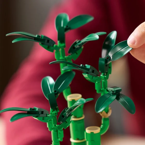 LEGO® Botanicals - Bambus norocos 10344, 325 piese - imagine 8