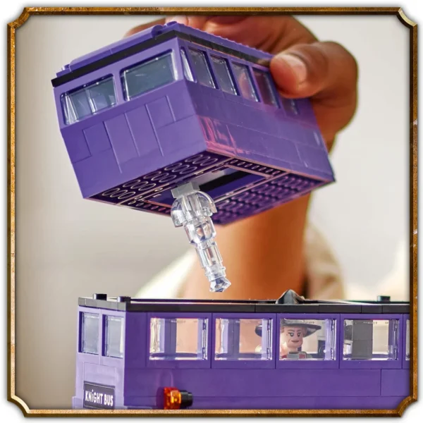LEGO® Harry Potter TM - Aventura cu Knight Bus™ 76446, 499 piese - imagine 8