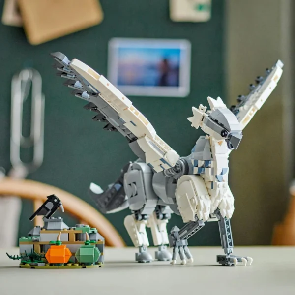 LEGO® Harry Potter™ - Buckbeak™ 76427, 723 piese - imagine 6