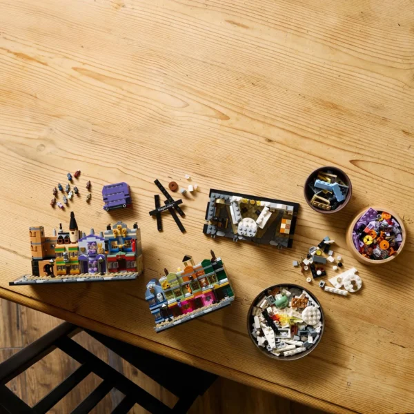 LEGO® Harry Potter TM - Magazine vrajitoresti pe Aleea Diagon 76444, 2750 piese - imagine 8