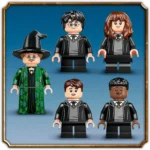 LEGO® Harry Potter™ - Hangar pentru barci la castelul Hogwarts™ 76426, 350 piese - imagine 9