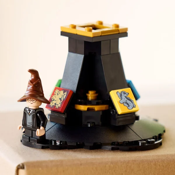 LEGO® Harry Potter™ - Jobenul magic vorbitor 76429, 561 piese - imagine 10